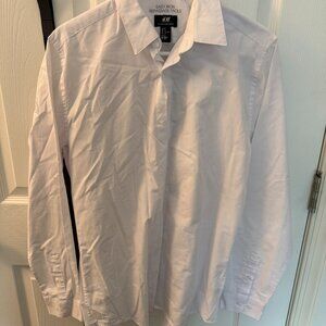 H&M Men's Button Up Easy Iron Dress Shirt